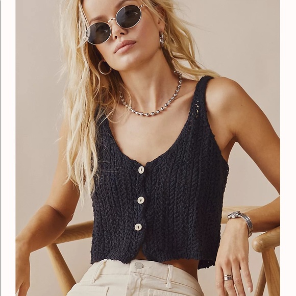 Free People Black knitted crop top, size M - Picture 3 of 5